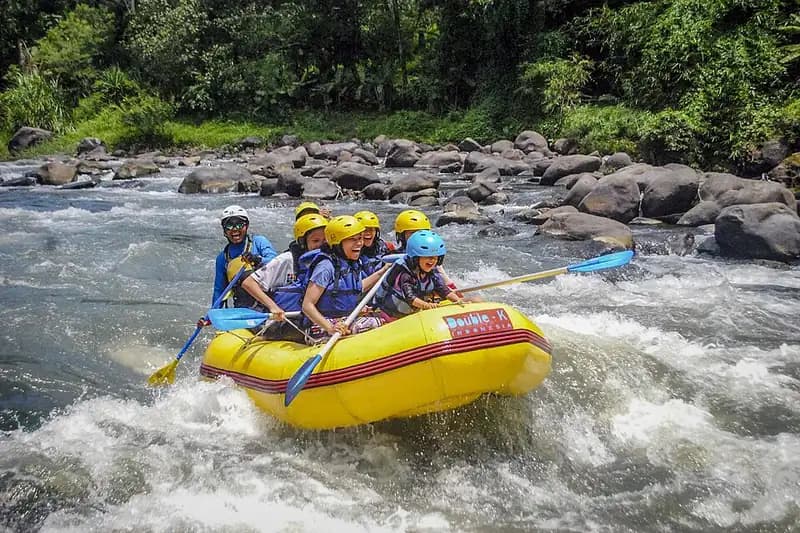 Panduan Wisata Arung Jeram untuk Pemula: Aman dan Seru